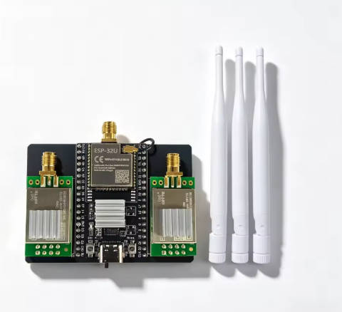 ESP32 + NRF24L01 PA LNA 2.4GHz Module plus